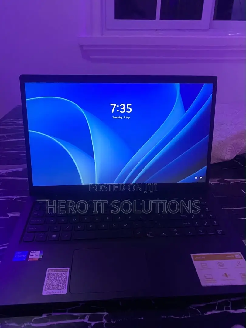 Laptop Asus Vivobook 15 8GB Intel Core i5 SSD 256GB
