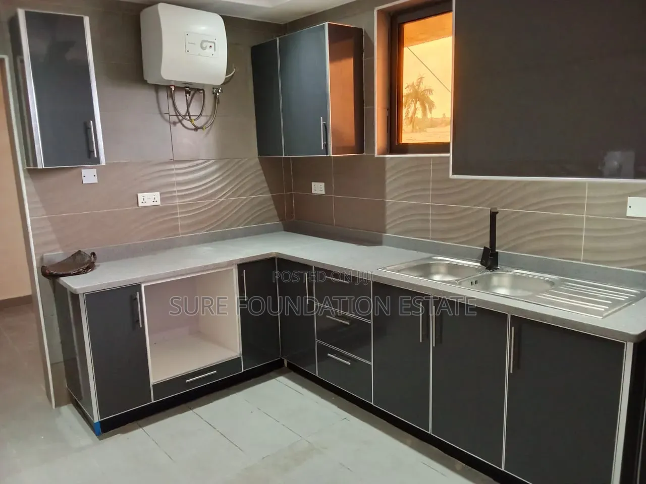 3bdrm Apartment in Dansoman for rent