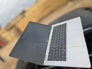 Laptop Dell Latitude 5320 8GB Intel Core i5 SSD 256GB