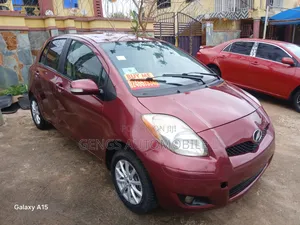 Toyota Vitz 2010 Red