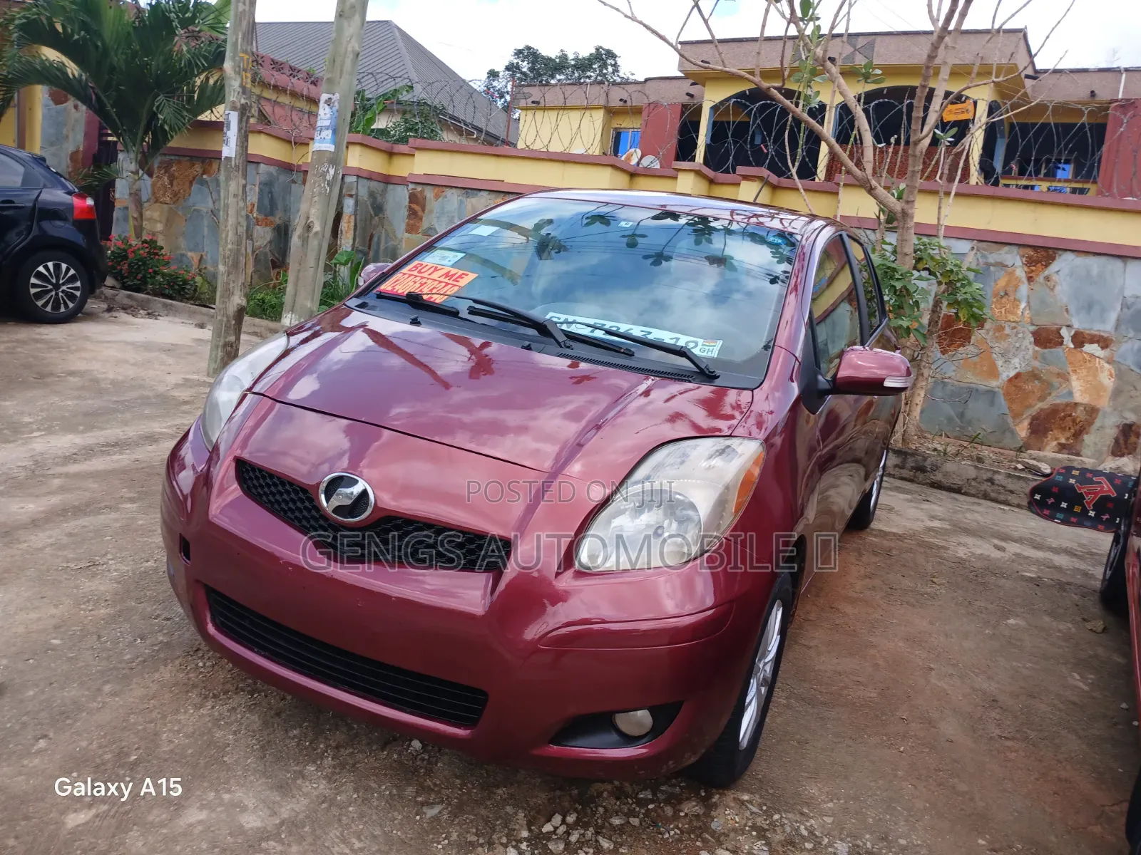 Toyota Vitz 2010 Red