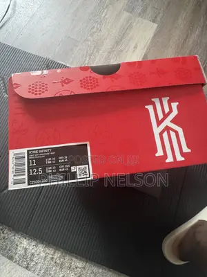 Kyrie Infinity Basketball Sneakers