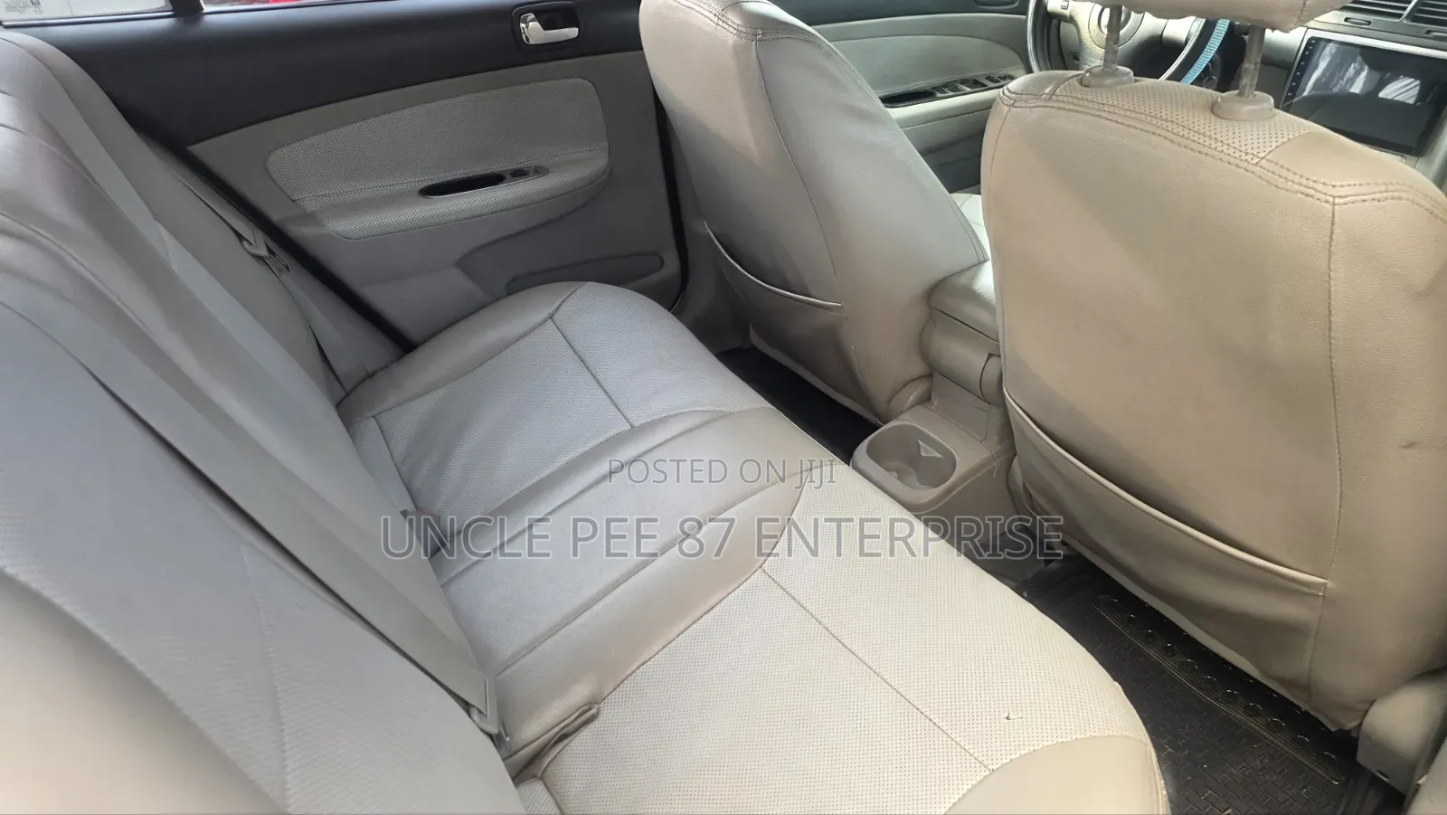 Pontiac G3 2008 Gray