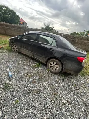 Toyota Corolla Altis 2017 Black