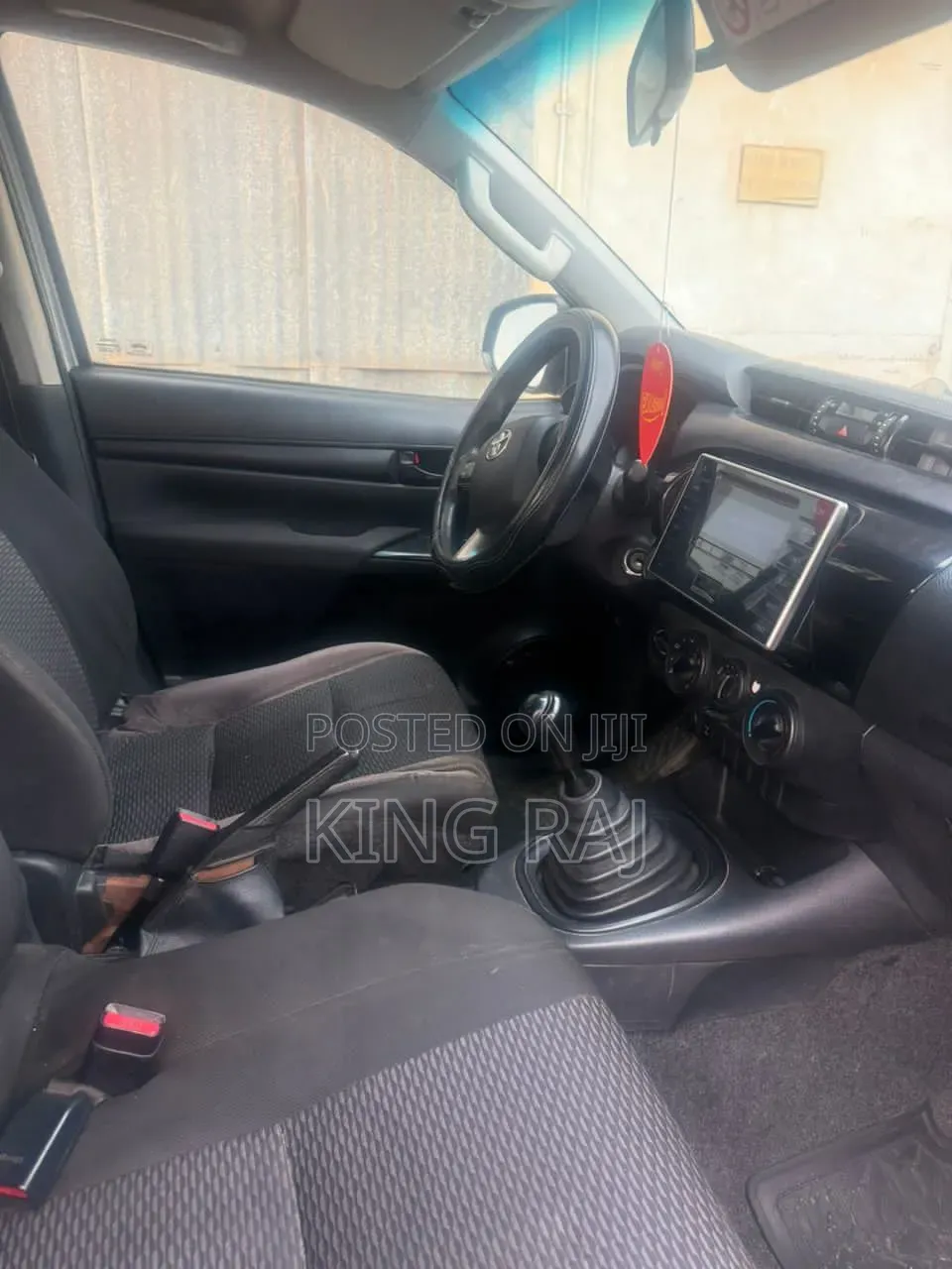 Toyota Hilux 2017 Silver