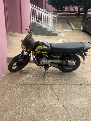 Bajaj Boxer 150 UG 2024