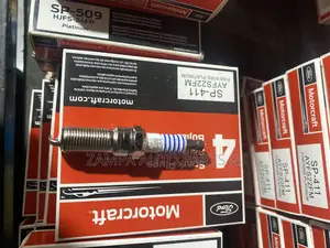 Motorcraft Spark Plugs (16- 16long Plug )