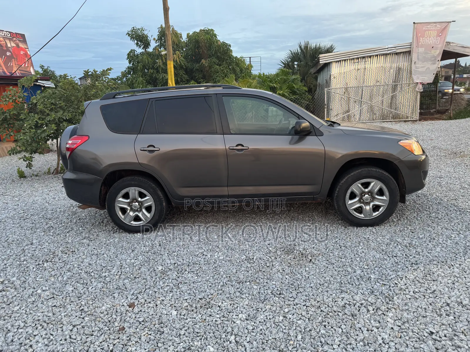 Toyota RAV4 2010 Gray