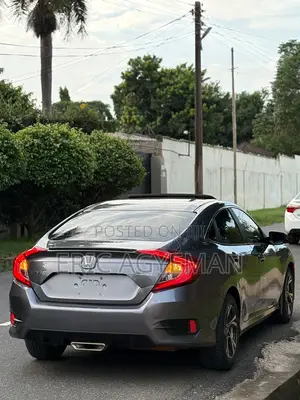 Honda Civic 2019 Gray