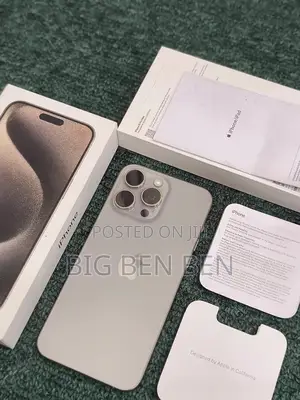 Apple iPhone 15 Pro Max 256 GB