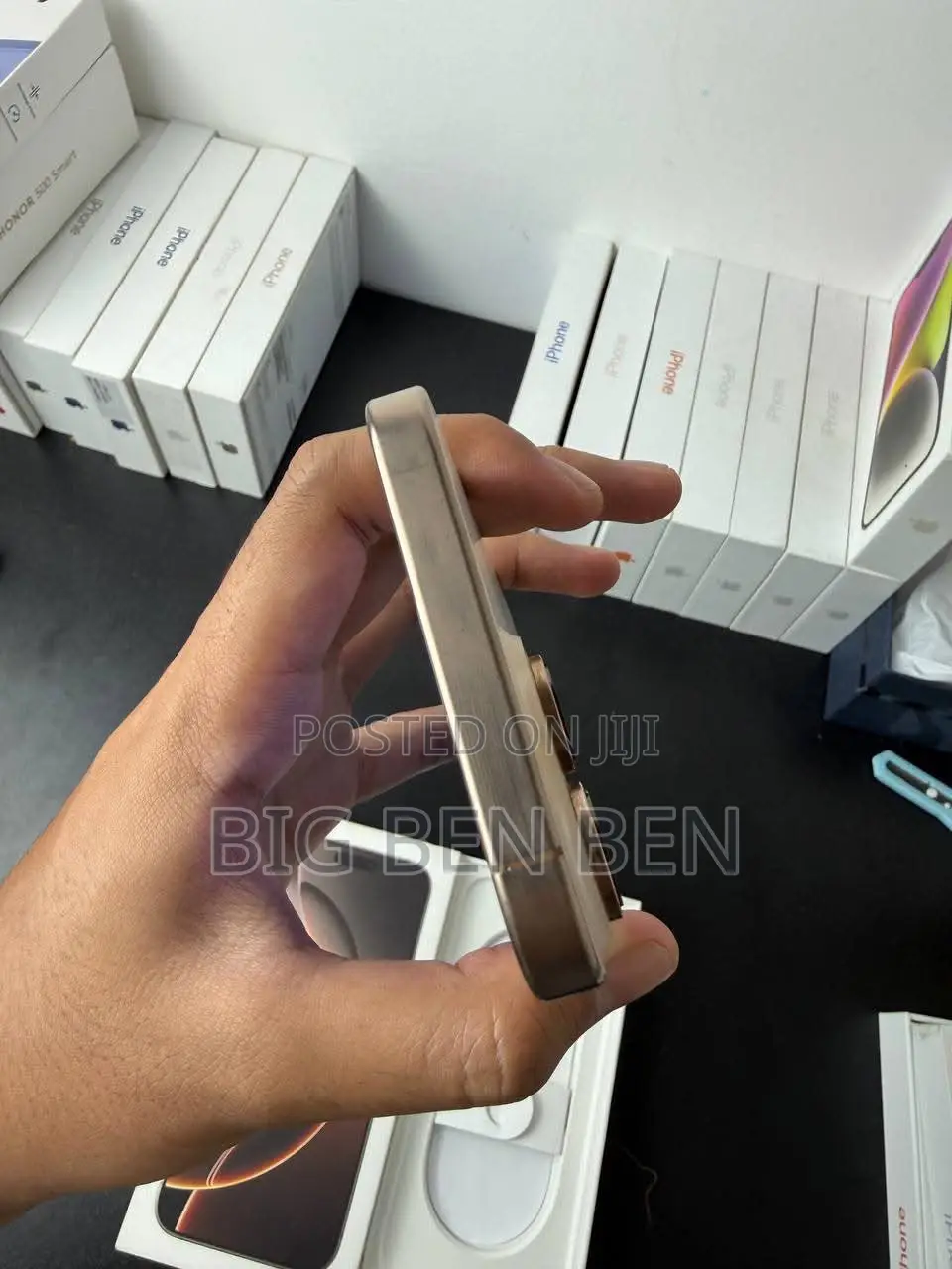 Apple iPhone 16 Pro Max 256 GB Gold