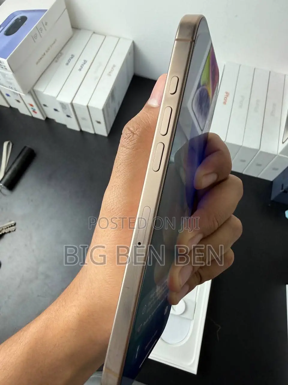 Apple iPhone 16 Pro Max 256 GB Gold