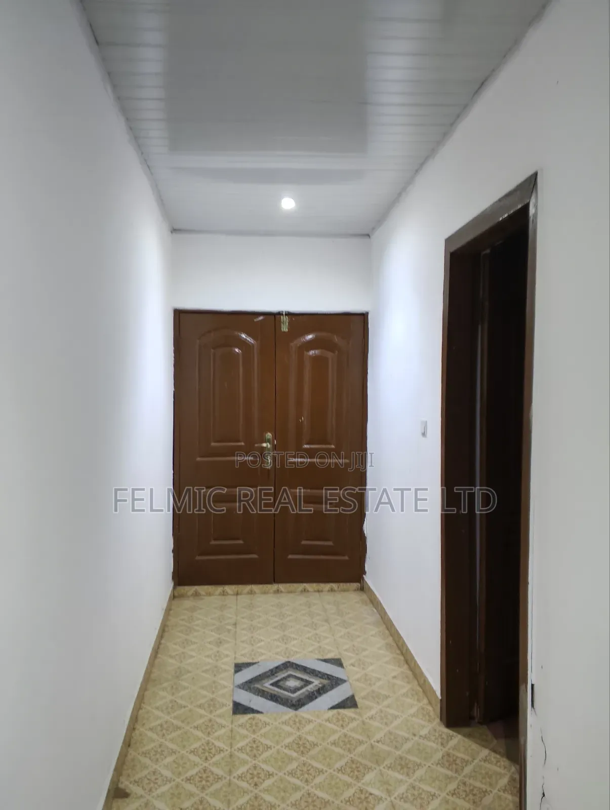 5bdrm Duplex in Felmic Real Estate, Amasaman for rent