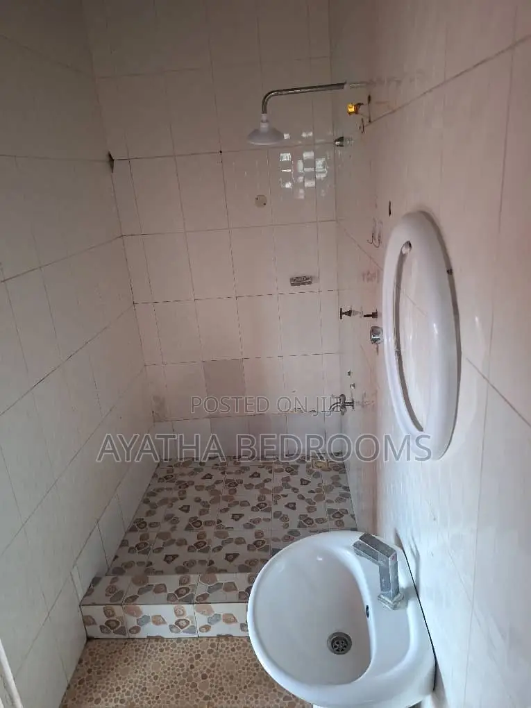 2bdrm Apartment in Tsuibleoo, Teshie for rent