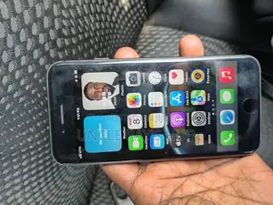 Apple iPhone 8 64 GB Gray
