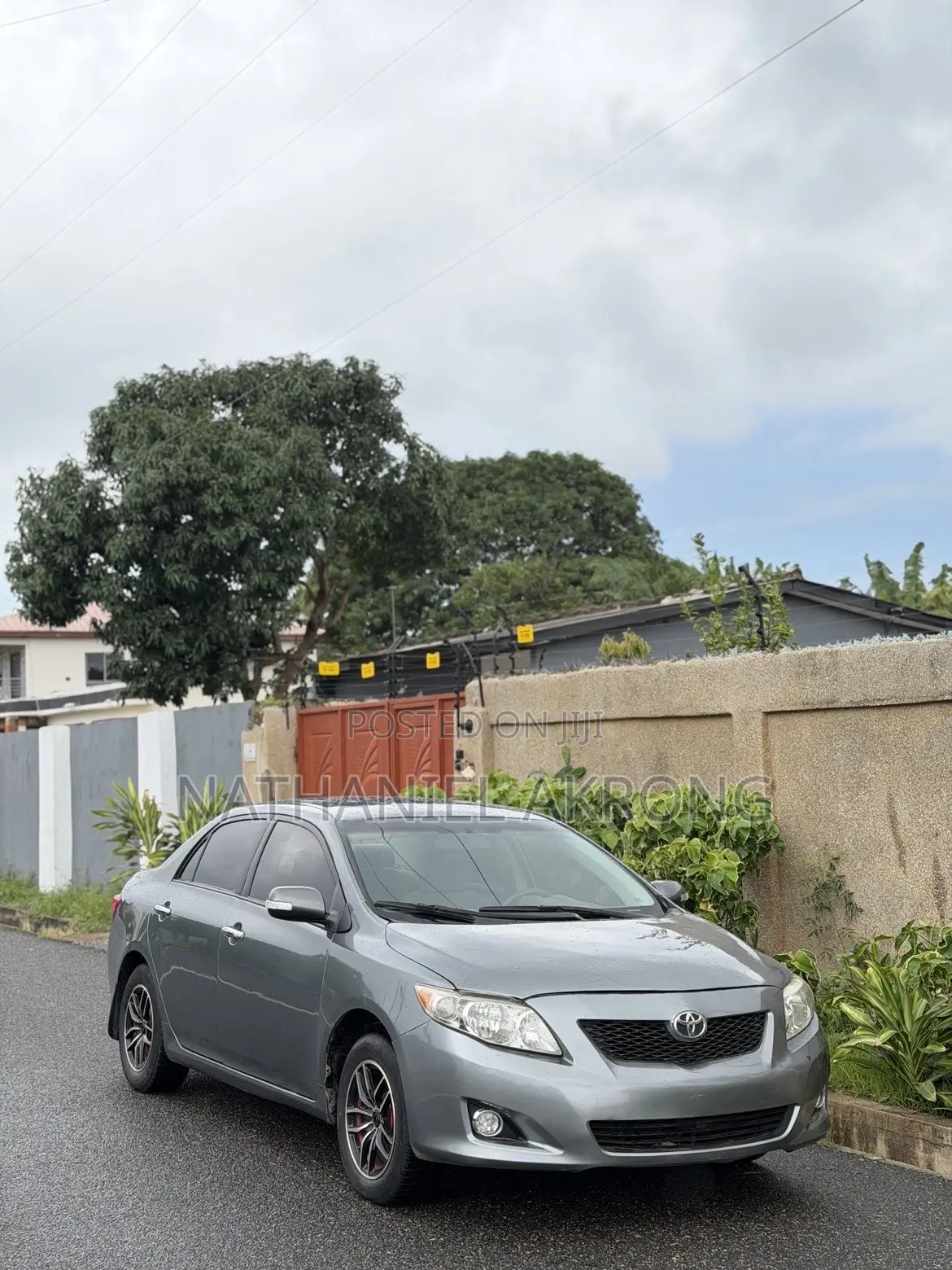 Toyota Corolla 2010 Silver