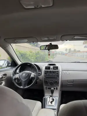 Toyota Corolla 2013 Silver