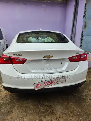 Chevrolet Malibu 2017 White