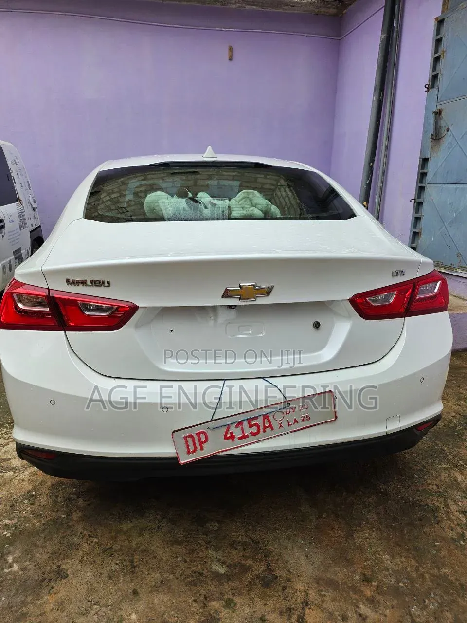 Chevrolet Malibu 2017 White