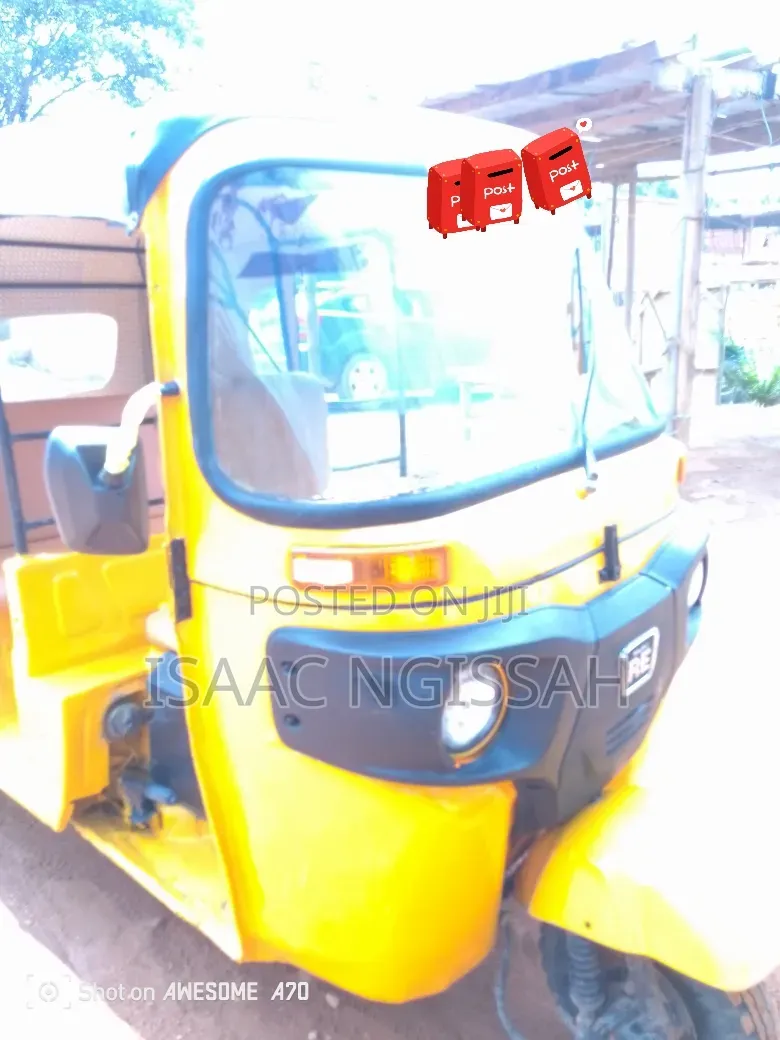 Bajaj RE 2022 Yellow