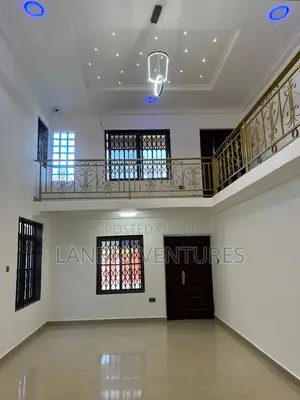 4bdrm House in Ashomang Estate for sale