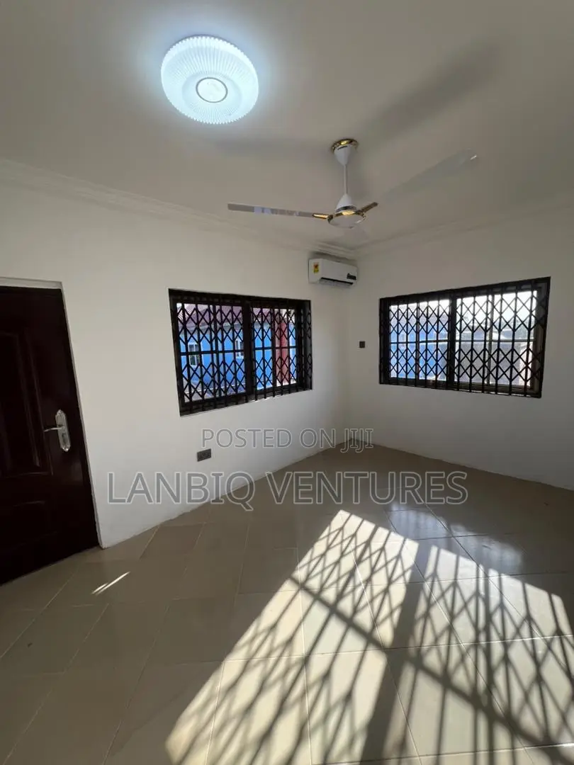 4bdrm House in Ashomang Estate for sale