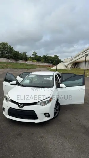 Toyota Corolla LE 4dr Sedan (1.8L 4cyl CVT) 2016 White