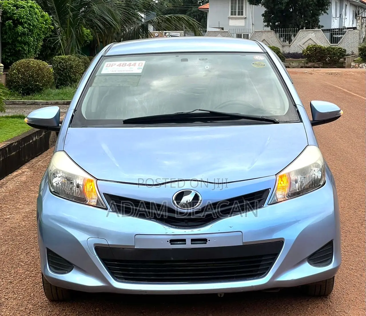 Toyota Vitz 2014