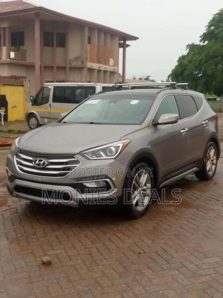 Hyundai Santa Fe SE AWD 2017 Brown