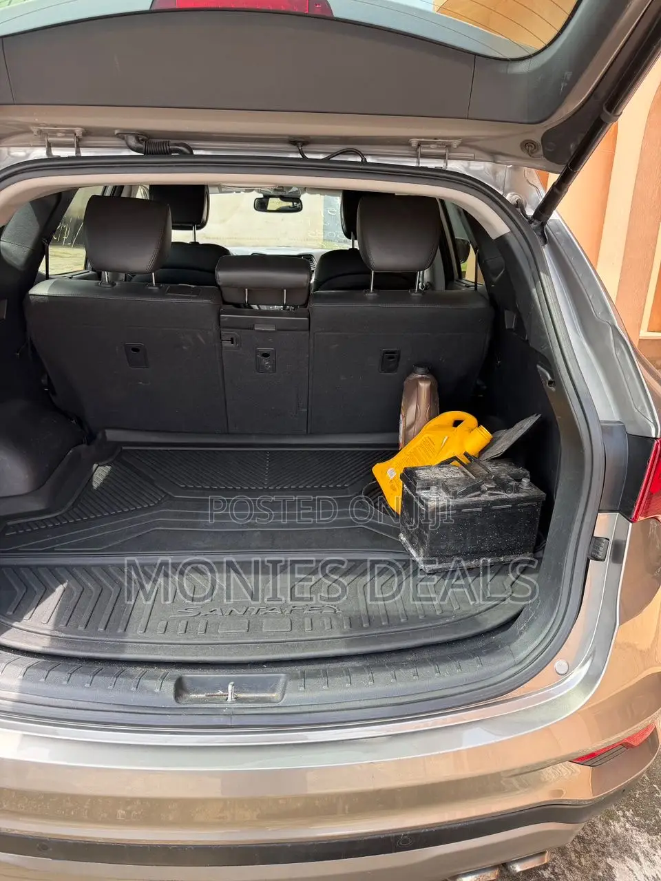 Hyundai Santa Fe SE AWD 2017 Brown