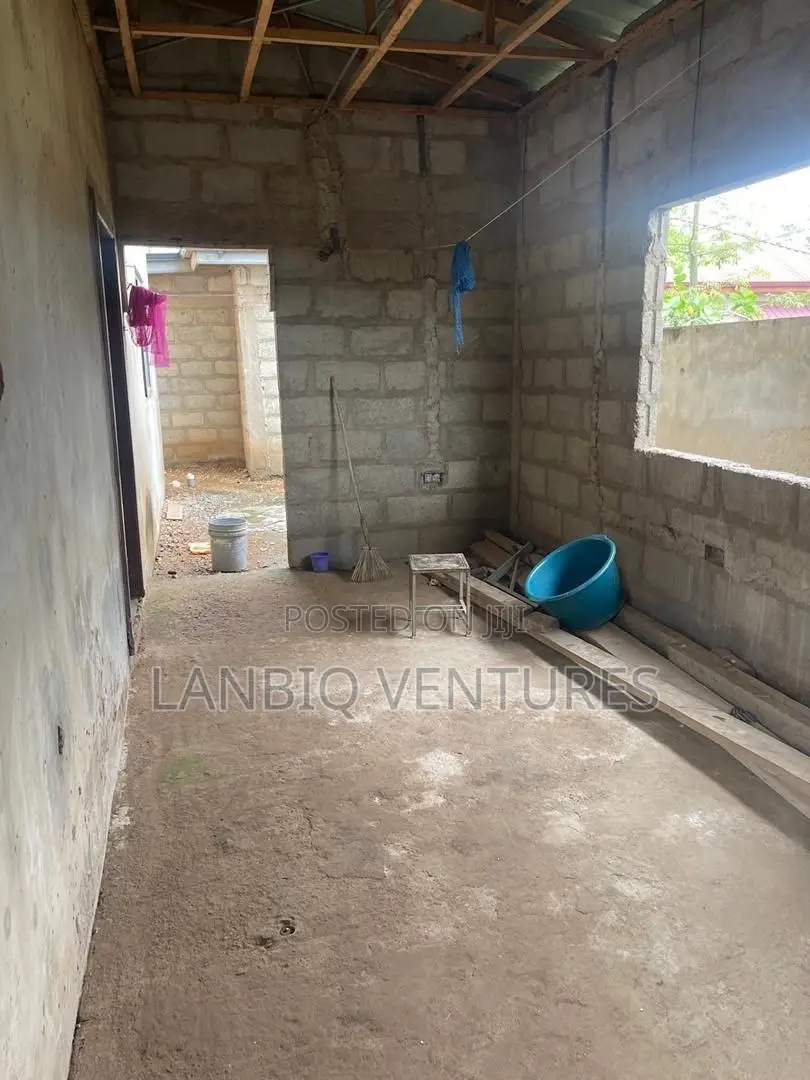 5bdrm House in Haatso for sale