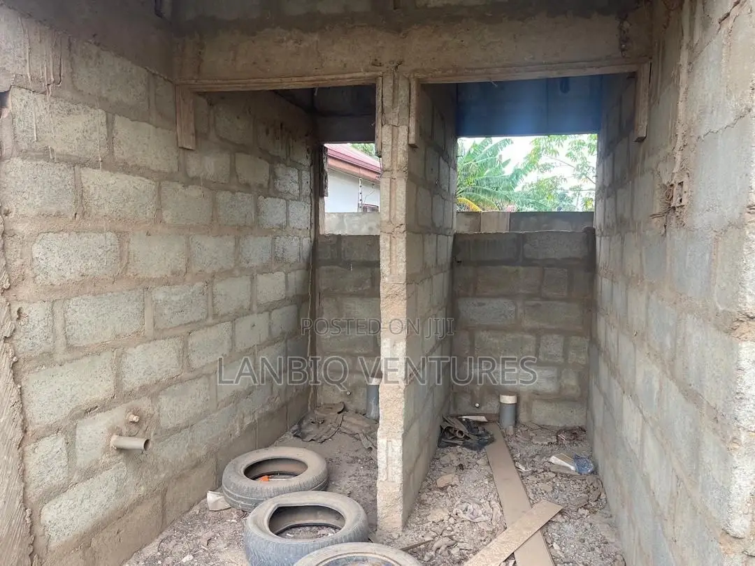 5bdrm House in Haatso for sale