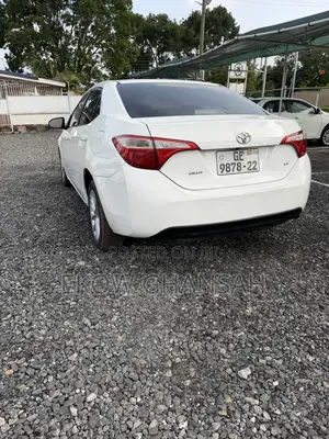 Toyota Corolla 2015 White