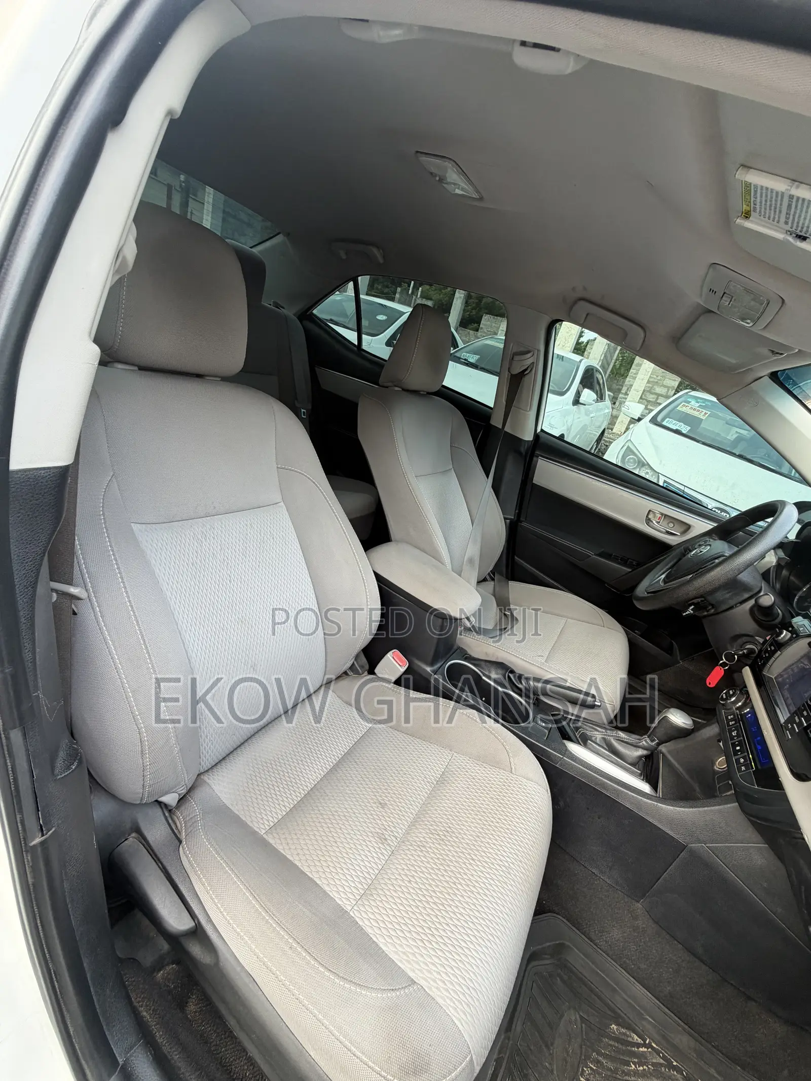 Toyota Corolla 2015 White