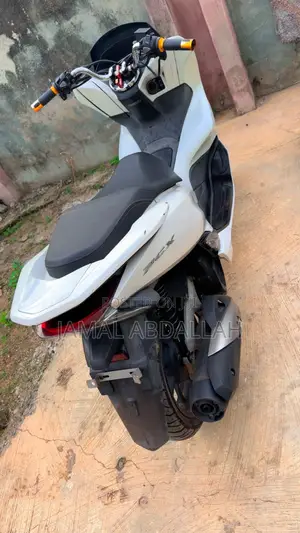 Honda 2023 White