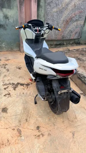 Honda 2023 White