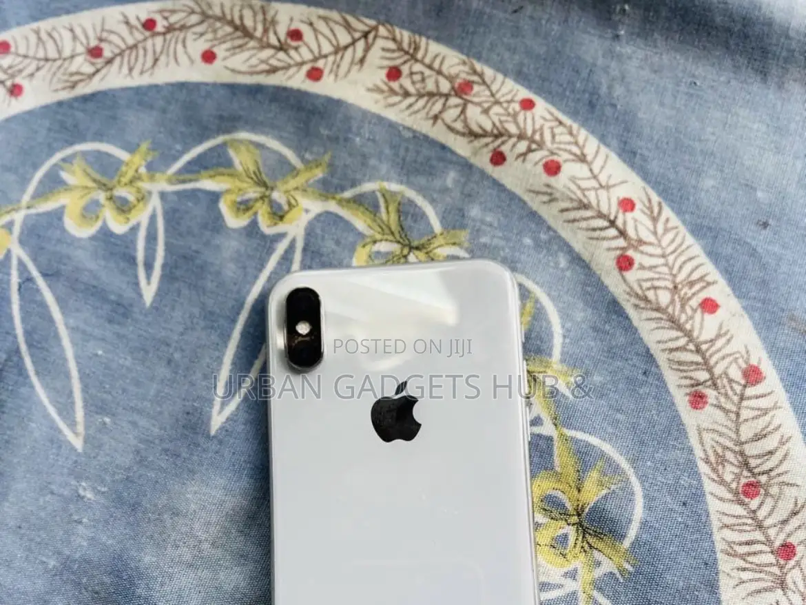Apple iPhone X 256 GB White