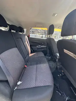 Mitsubishi Outlander ES AWC 2018 Red