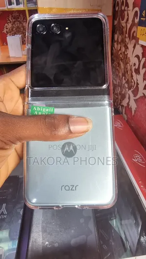 New Motorola Razr 50 256 GB Gray