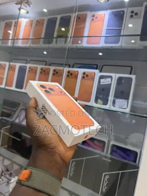 New Apple iPhone 17 Pro 256 GB Orange