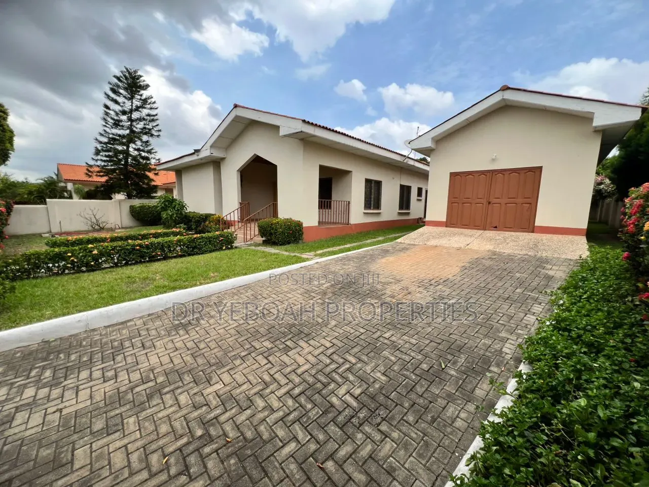 4bdrm Bungalow in Spintex, Regimanuel Gray Estates for sale