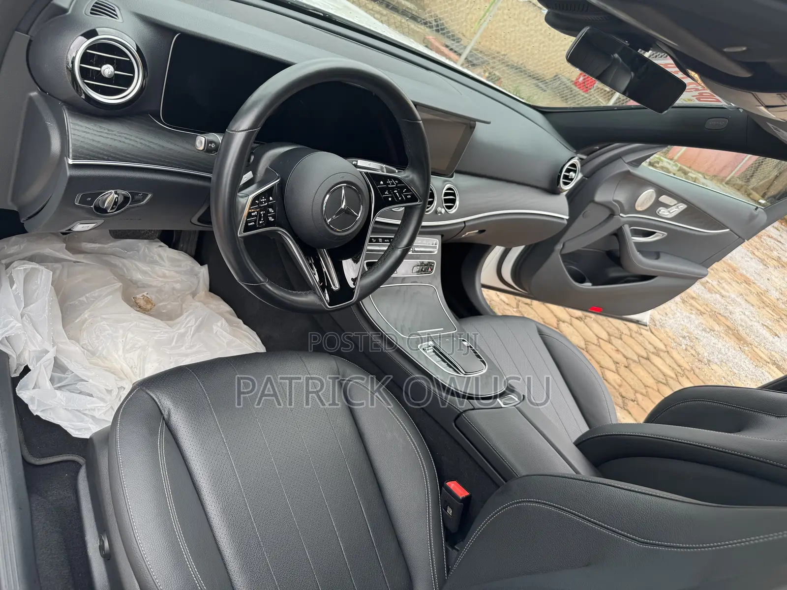 Mercedes-Benz E350 2023 White