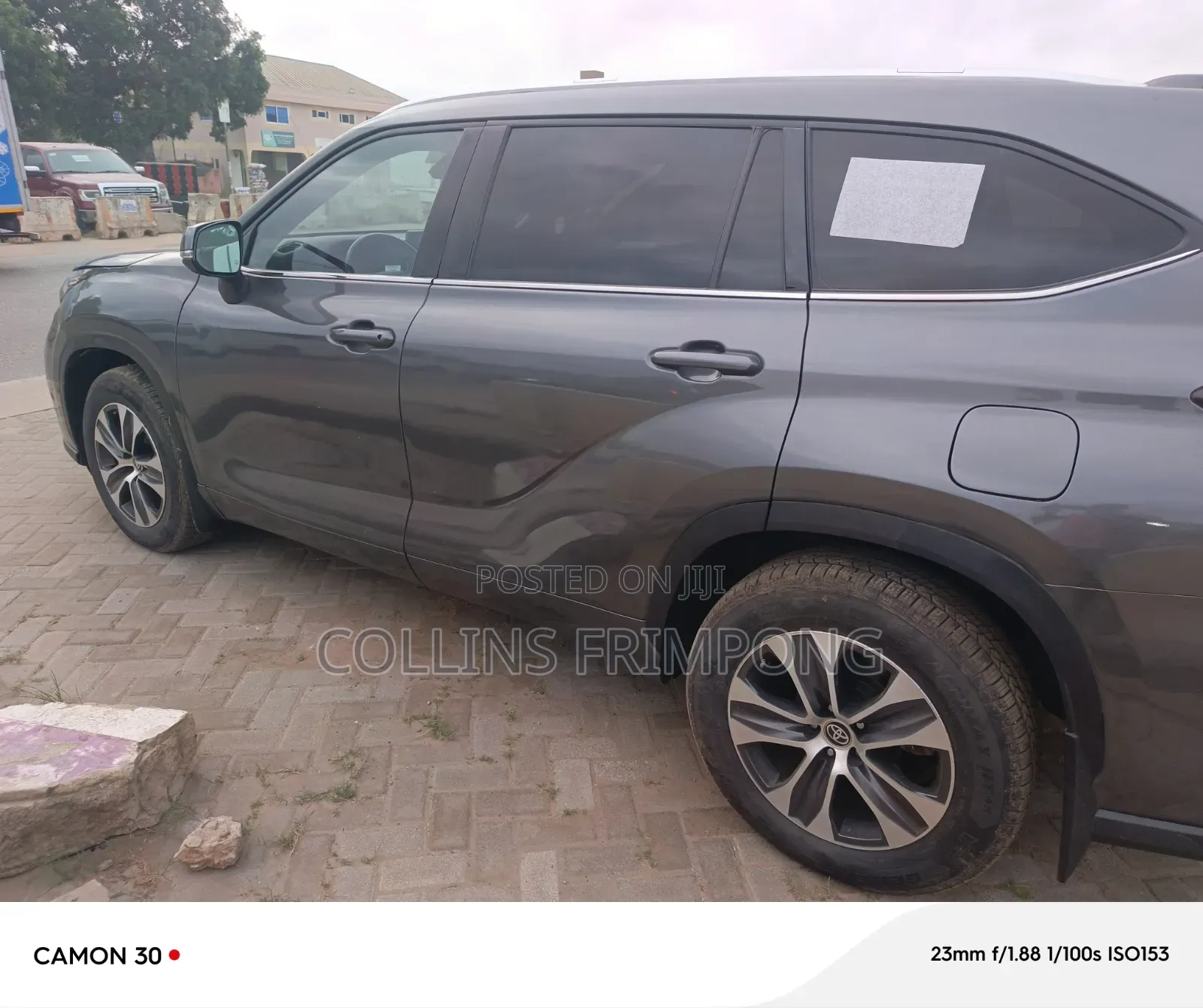 Toyota Highlander XLE 2021 Gray