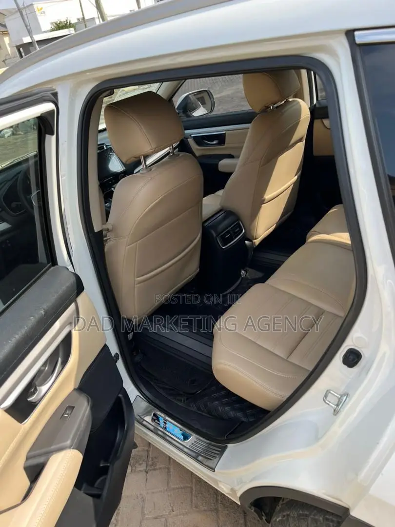 Honda CR-V 2019 White