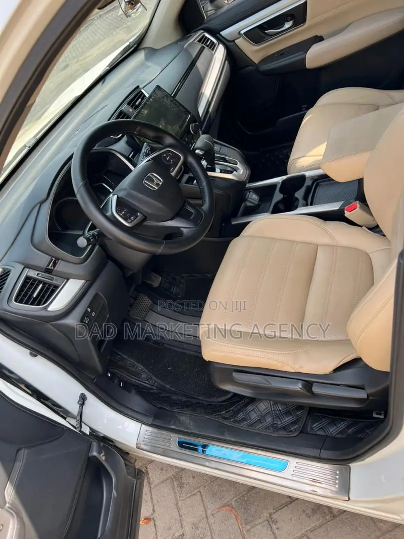Honda CR-V 2019 White