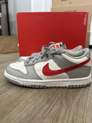 Nike Low Dunk ‘ Wolf Grey Uni Red’