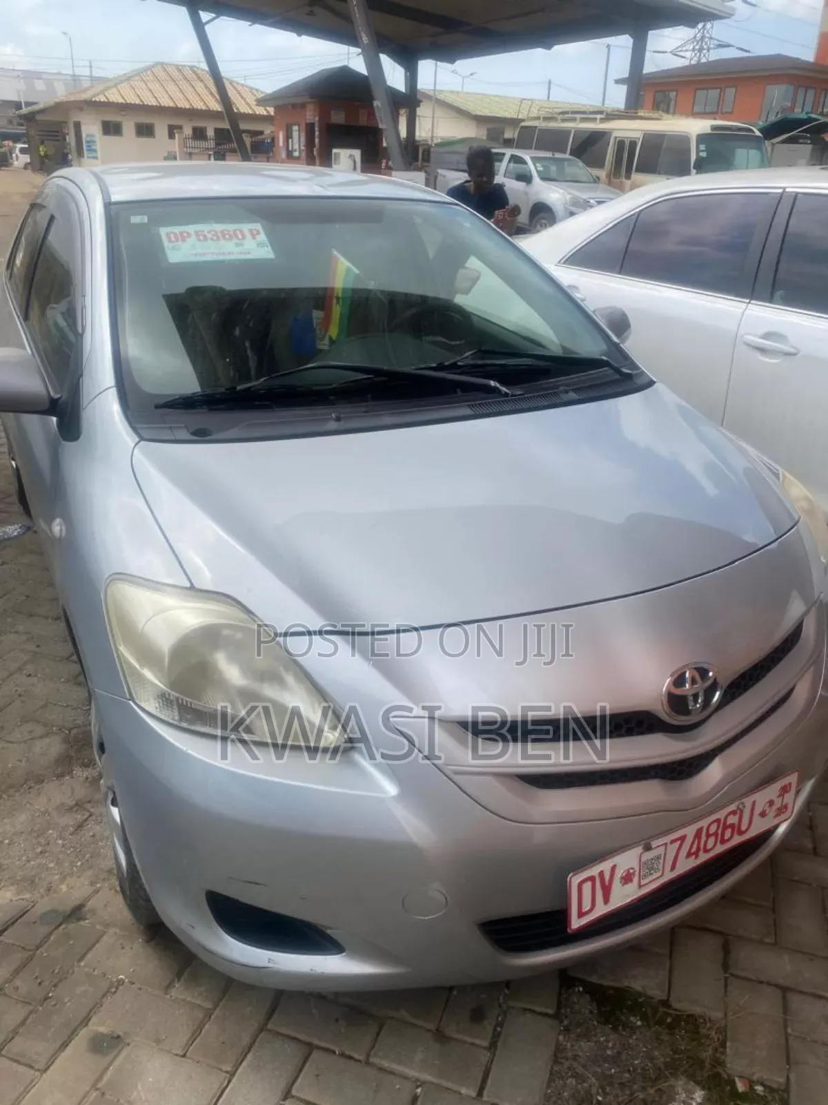 Toyota Belta 2010 Gray