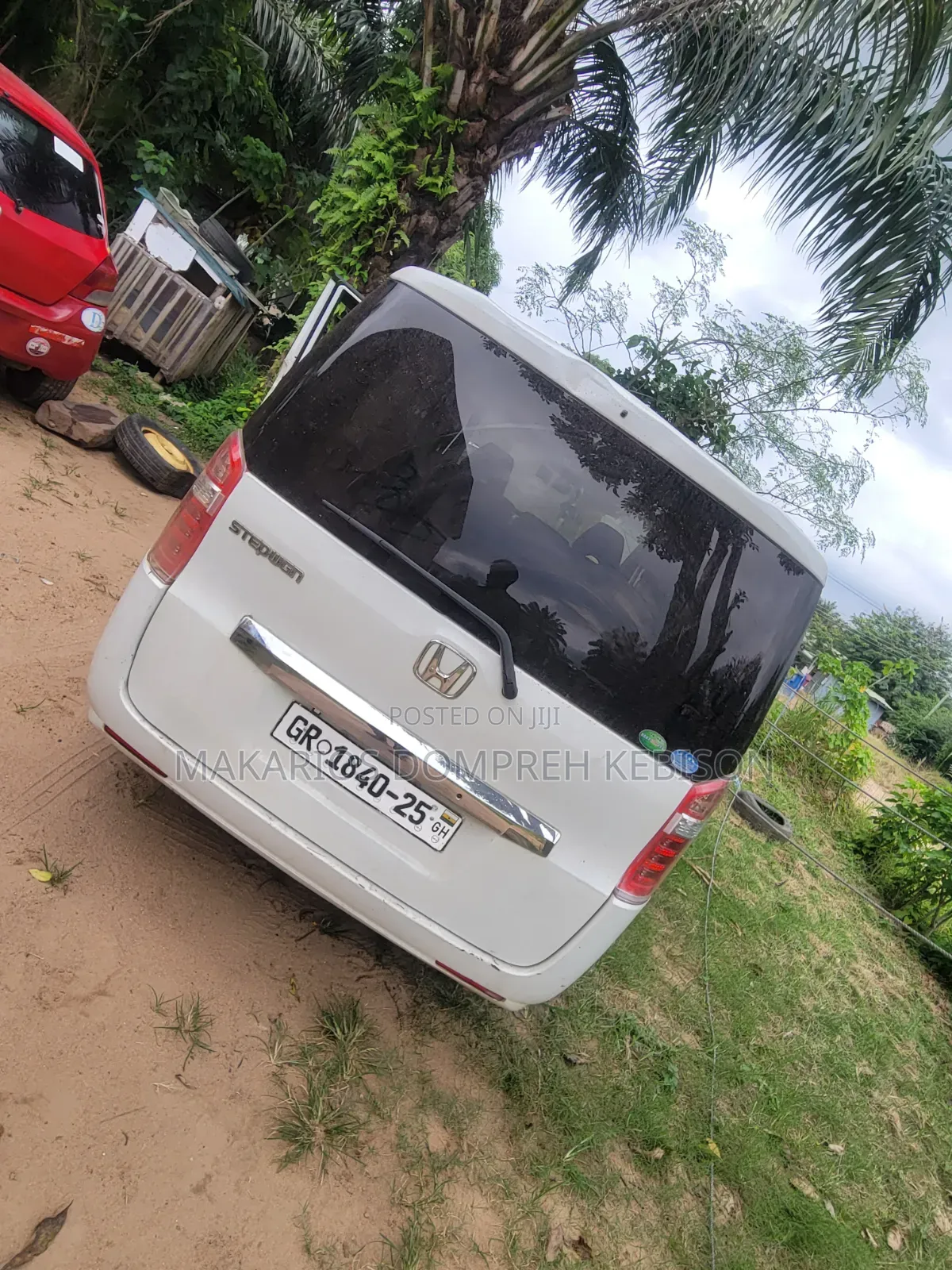 Honda Stepwgn 2013 White