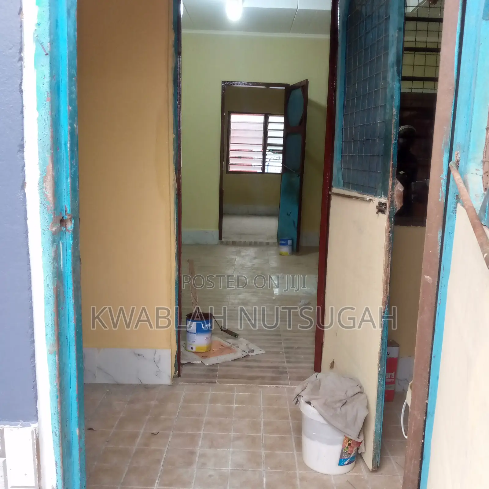 1bdrm Room & Parlour in Cold Store for rent