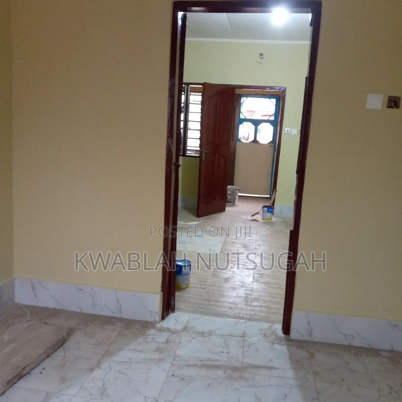 1bdrm Room & Parlour in Cold Store for rent